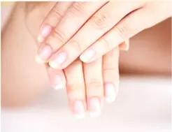 アセトンオフでも白くならない